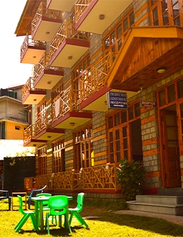 Old Manali Hotels - Hotel Tourist Nest